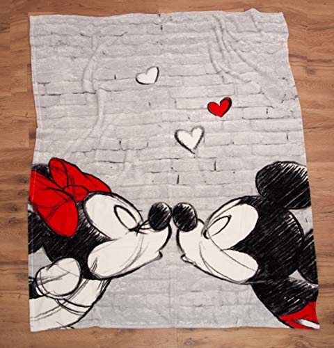 Herding Disney - Manta de Microfibra (poliéster, 150 x 200 cm), diseño de Mickey y Minnie