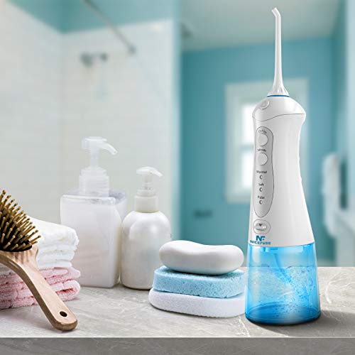 Irrigador Dental Profesional Portátil 300ml, Irrigador Bucal Recargable Impermeable IPX7 y 3 Modos Irrigador Dental de Viaje 4 Recambios Accesorios de Irrigadores Dentales Nicefuse Water Flosser