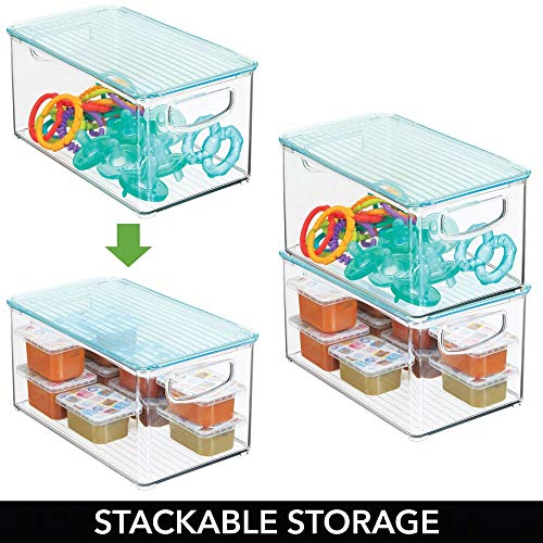 mDesign Caja para juguetes con tapa para habitación infantil – Cestas organizadoras con prácticas asas – Espacioso contenedor plástico sin BPA para artículos de bebé – azul/transparente