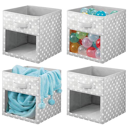 mDesign Juego de 4 cajas organizadoras de tela – Organizador de armario para ropa de bebé, mantas, etc. – Caja de almacenaje de lunares con asa y ventanilla – lunares gris/blanco