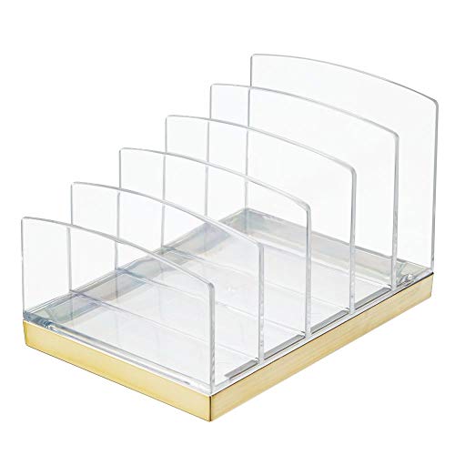 mDesign Organizador de maquillaje en plástico – Clasificador con 5 compartimentos para organizar maquillaje – Bandeja organizadora para lavabo, tocador o armario – transparente/dorado latón