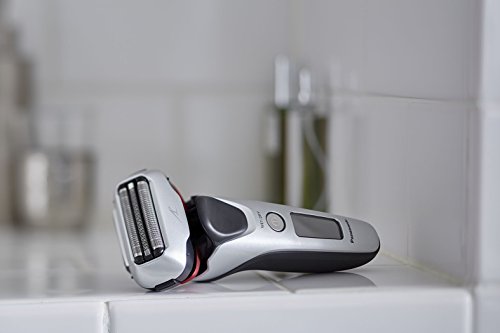 Panasonic ES-LT2N-S811 Afeitadora Inox, Recargable (Versión importada)