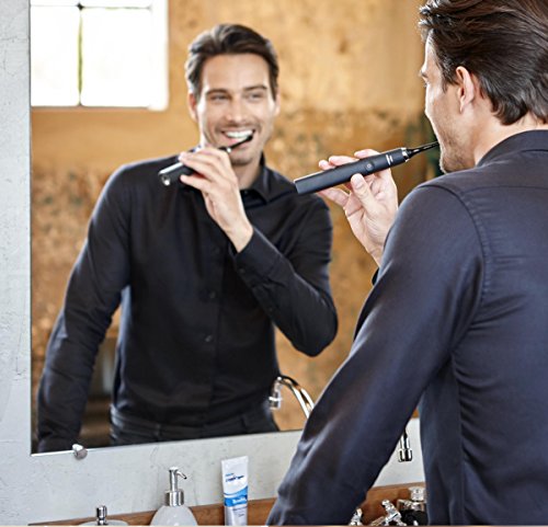 Philips Sonicare Diamond Clean HX9392/39 - Pack 2 Cepillos de Dientes Electricos Recargables, 5 Modos, 2 Cabezales, Vaso Cargador, Estuche USB, Color Negro, Blanco y Rosa