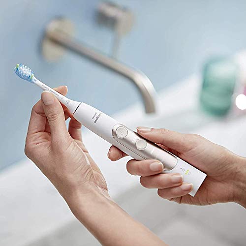 Philips Sonicare ExpertClean HX9601/03 - Cepillo de dientes eléctrico con sensor de presión, reconocimiento inteligente de cabezal, 3 modos de limpieza y estuche de viaje, color blanco/oro