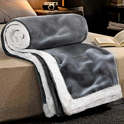RATEL Manta De Franela Gris 150×200cm, Manta Sofás Mejorada 420GSM, Hecha De100% Microfibre Extra Suave - Fácil De Cuidar- Ligera, Cálida, Cómoda Y Duradera