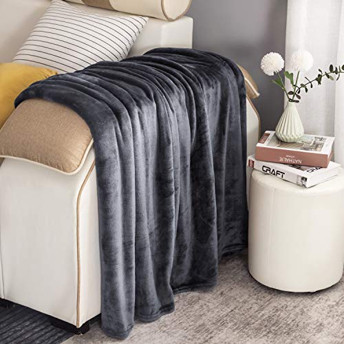 RATEL Manta para Sofás De Felpa Suave Gris 200×230cm, 300GSM Mantas para Cubierta de la Cama, Hecha De100% Microfibre Extra Suave - Fácil De Cuidar- Ligera, Cálida, Cómoda Y Duradera