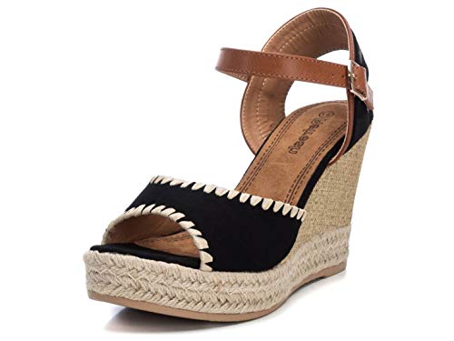 REFRESH - Sandalia de Cuña para Mujer - Sandalia con Cierre de Hebilla - Tacón 10 cm - Color Negro - Talla 38