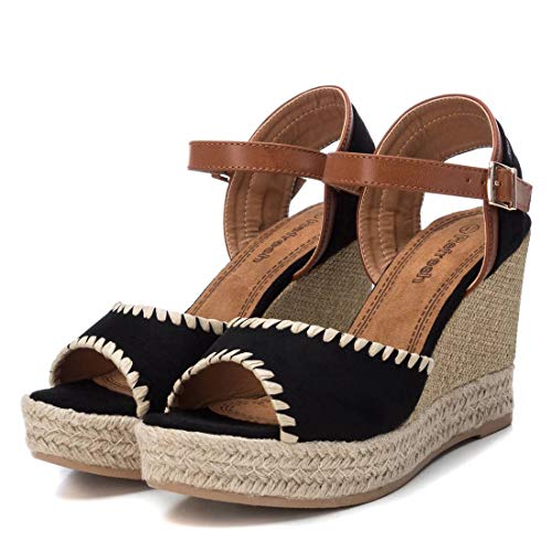 REFRESH - Sandalia de Cuña para Mujer - Sandalia con Cierre de Hebilla - Tacón 10 cm - Color Negro - Talla 38