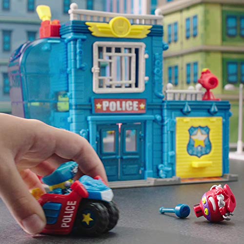 SuperZings - Estación de Policía (PSZSP112IN01) con 2 Exclusivas Figuras y 1 Moto