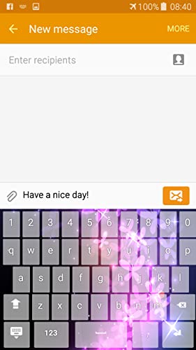 Teclados de mariposas rosadas