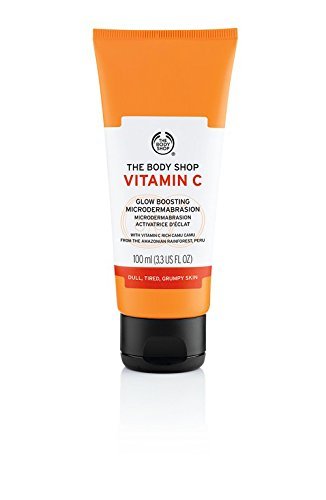 The Body Shop - Crema hidratante iluminadora de Vitamina C con microdermabrasión para exfoliación una vez a la semana en casa o en el salón de belleza para una piel más brillante, 100 ml