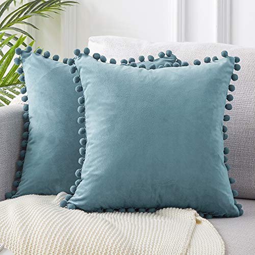 Topfinel Juego de 2 Cojines Fundas Terciopelo Decorativa Hogar Almohadas Fundas con pelota de Color Sólido Para Cama Sofás Sala de Estar Dormitorio Sala de Estudio Jardín Coche 50x50cm Gris azulado