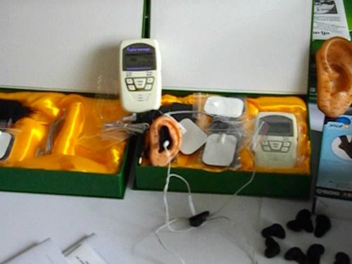 Tratamiento automático de doble en el hogar Medicomat-10 Mejor Dispositivo del Mundo Salud Electro Acupuntura Terapia Ear acupuntura auricular para el estrés electroacupuntura Aparatos Alternativa Terapeuta Chino De La Oreja Cara Mano Foot SPA cuerpo para