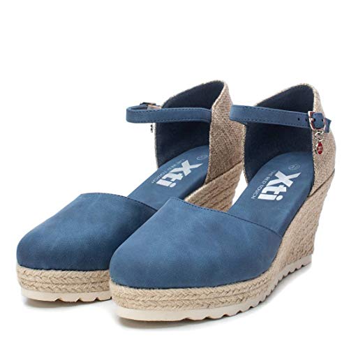 XTI - Sandalia de Cuña para Mujer - Sandalia con Cierre de Hebilla - Tacón 8 cm - Color Jeans - Talla 40
