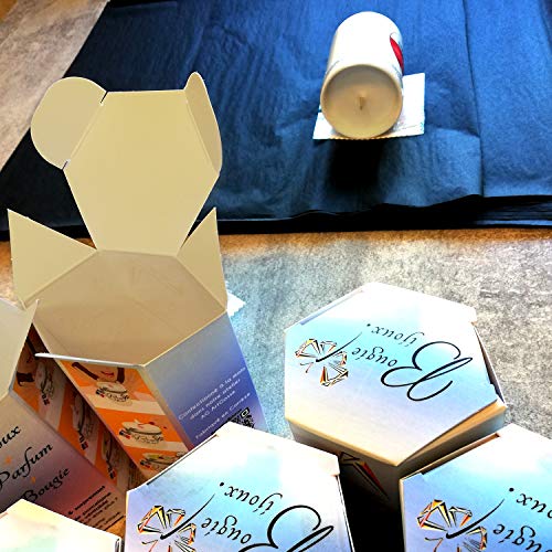 AG ArtGosse - Vela Little 170 ml Flor de Cerezo con Cristal de Swarovski. Perfume de Grasa y Mecha de Madera. La Joya Oculta se desvela después de 30 Minutos. Caja de Regalo Colgante.