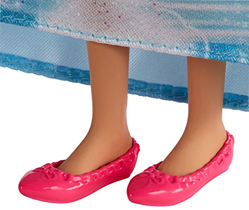 Barbie Dreamtopia, muñeca Princesa falda azul arcoiris, juguete +3 años (Mattel FJC95) , color/modelo surtido