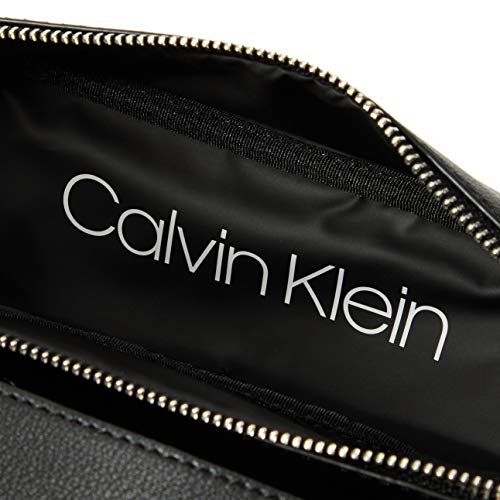Calvin Klein - Sliver Washbag, Carteras Hombre, Negro (Black/Steel Blue), 1x1x1 cm (W x H L)