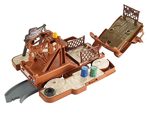 Cars 3- Supertransformación Mater (Mattel FCW05)