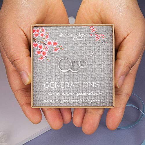 Collar 3 Generations de plata de ley con 3 círculos que representan abuela, mamá, nieta
