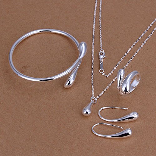 Conjunto de joyas chapadas en plata de 925: cadena, pulsera, collar,anillo y pendientes ovales como gotas de agua.