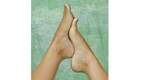 CREMA de PIES HIDRATANTE REPARADORA para Pies Secos, Piel Áspera y Talones Agrietados con Árbol del Te y Aceite de Cáñamo | Bálsamo para el Cuidado de los Pies y Manos, Pie de Atleta y Hongos 125ml