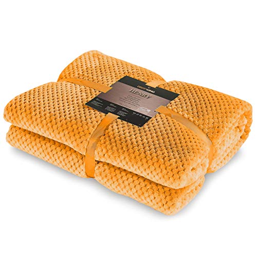 DecoKing 66218 Kuscheldecke 150x200 cm Orange Decke Microfaser Wohndecke Tagesdecke Fleece weich sanft kuschelig skandinavischer Stil Henry