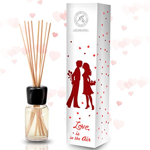 Difusor Aromas de Love Is In The Air 100ml - Fragancia para el Amor con Aceite Puro de Ylang Ylang Natural para Cuartos - Restaurantes - Aromaterapia - con 8 palitos de bambú - 0% Alcohol