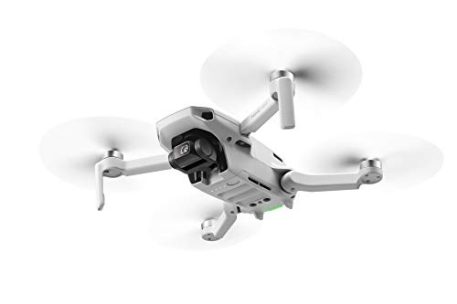 DJI Mavic Mini Combo - Dron Ultraligero y Portátil, Duración Batería 30 Minutos, Distancia Transmisión 2 Km, Gimbal 3 Ejes, 12 MP, Video HD 2.7K, 3 Baterías (Enchufe EU)