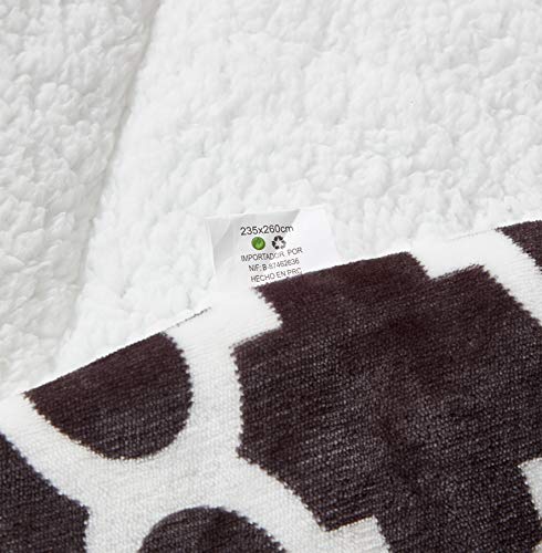 Foren Tex Manta para Cama y sófa Franela con Sherpa Blanca (S-3087 + Bajera, Cama 90 y 105) Llevan Fundas de Almohada (50x70) más una Bajera Ajustable Extra Suave Súper Cálida