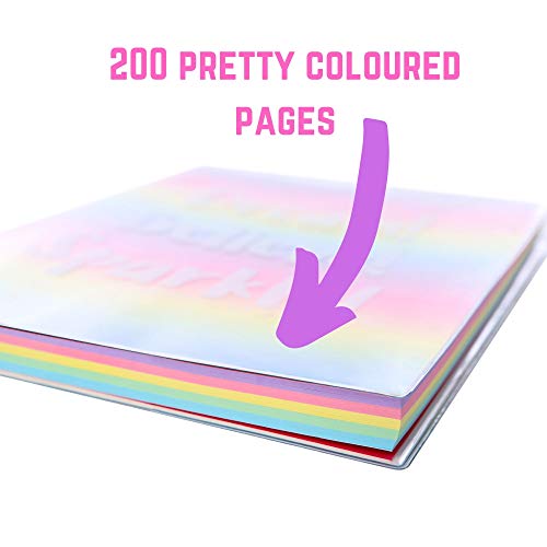 GirlZone Regalos para Niñas - Cuaderno Arcoíris con Bolígrafo con Pompón - Libreta Bloc Diario para Niñas con Tapa Brillante y Páginas Coloreadas para Escribir y Dibujar