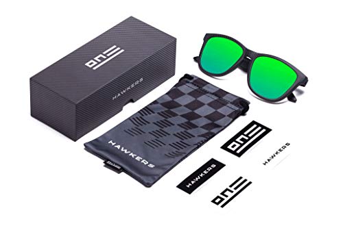 HAWKERS Gafas de Sol, Hombre y Mujer, con Montura Negra Mate con Trama y Lente Esmeralda Efecto Espejo, Protección UV400, Carbon · Emerald, One Size Unisex-Adult