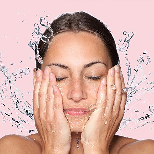 Herbal Essentials Nourishing Cream With Apricot Oil & Aloe Vera, Transforms A Dry Complexion, Lightweight Formulation, All Day Moisture Leaving A Healthy Complexion, Premium Skincare 50ml