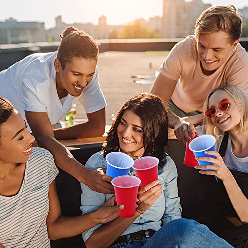 Herefun Beer Pong Tazas, Vasos de Plástico Desechables para Fiestas, Cerveza Pong Set con 50 Tazas Rojos, 50 Tazas Azules, 10 Pelotas de Ping Pong Juego para Beber Cumpleaños Celebración, 16 oz