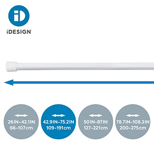 iDesign Riel para cortina de ducha, Varilla tensora de metal de longitud media sin perforación, Poste telescópico para cortina de baño y ducha, Blanco