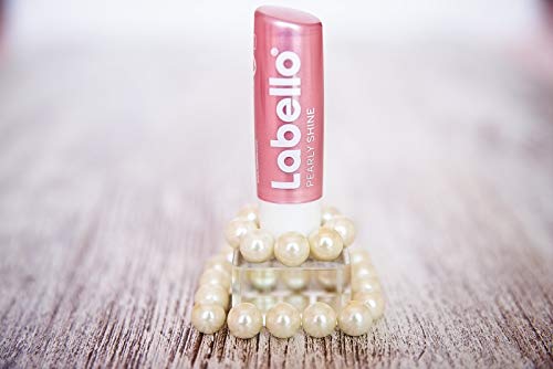 Labello Pearly Shine, lápiz labial con delicado acabado brillante, cuidado intensivo de labios sin aceites minerales, 5,5 g