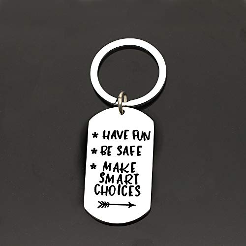 Llavero con texto en inglés «Have Fun, Be Safe, Make Smart Choices», regalo para el nuevo conductor, hija, hijo, hermano, hermana. Cumpleaños, graduación, regalos de Navidad (plata)
