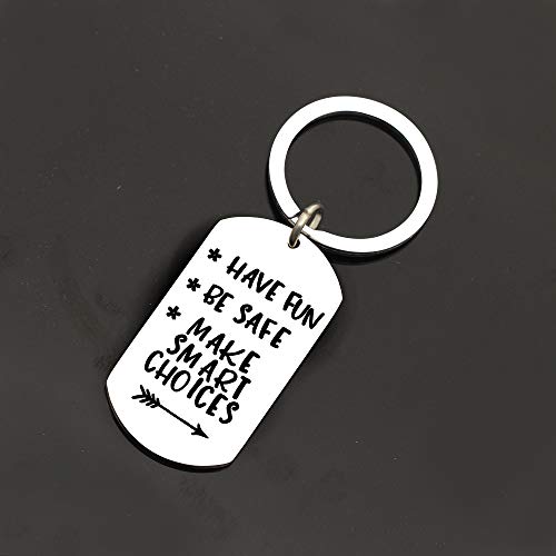 Llavero con texto en inglés «Have Fun, Be Safe, Make Smart Choices», regalo para el nuevo conductor, hija, hijo, hermano, hermana. Cumpleaños, graduación, regalos de Navidad (plata)