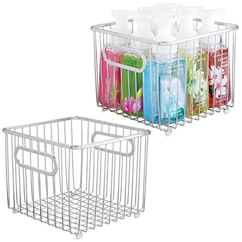 mDesign Juego de 2 cestas de almacenaje en metal con asas integradas – Caja organizadora pequeña con atractivo diseño de alambre – Ideal como organizador de baño para cosméticos – plateado