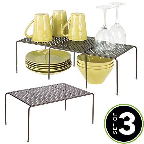 mDesign Juego de 3 estanterías metálicas para armarios de cocina – Práctica estantería de cocina para crear más espacio de almacenaje – Baldas de cocina extensibles de metal – color bronce