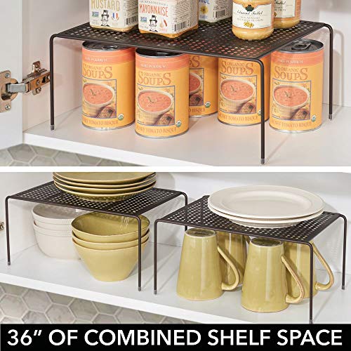 mDesign Juego de 3 estanterías metálicas para armarios de cocina – Práctica estantería de cocina para crear más espacio de almacenaje – Baldas de cocina extensibles de metal – color bronce