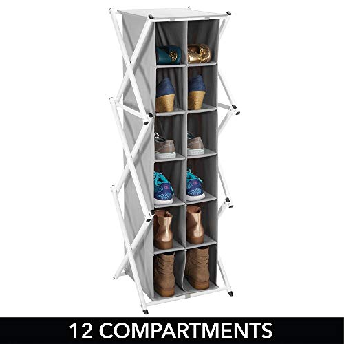 mDesign Mueble zapatero alto para el pasillo, armario o dormitorio – Zapatero estrecho de metal y tela – Organizador de zapatos con 12 compartimentos – gris y blanco