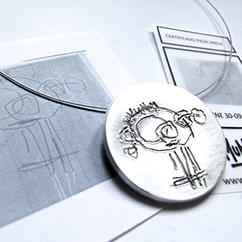 MUNOTA- Colgante Personalizado de Plata con TU Propio Dibujo Grabado. (Largo 50cm). Regalo Sorprendente para el Dia de la Madre, Abuelas, Amigas. Un Regalo Que emociona, diseñado por ti.