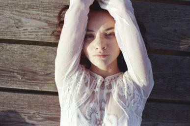 Noé 1,7 débil pelo champú con negro pimienta y menta 250 ml