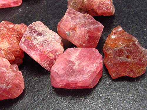 The Russian Stone Lote de 25 Cristales de espinela Rosa de Vietnam – 13 Gramos