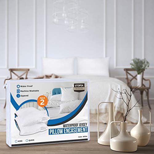 Utopia Bedding Fundas de Almohada Impermeable - Juego de 2 - Fundas de Almohada con Cremallera Protege contra el Polvo, Las bacterias y los alérgenos (51 x 71 cm)