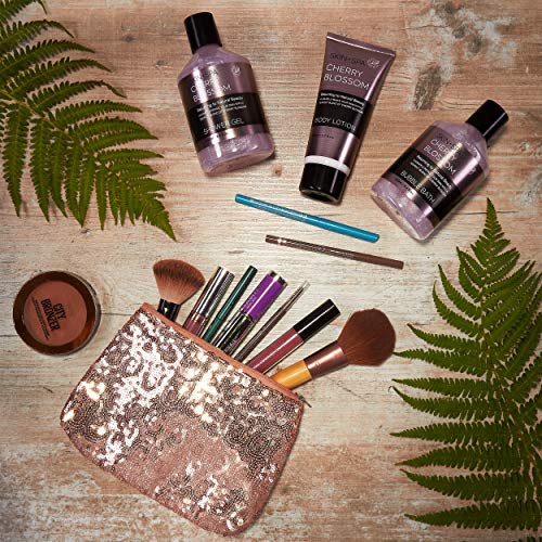 BRUBAKER Cosmetics Set de Baño y Ducha"Cherry Blossom Skin + Spa" con Aroma a Cerezo en Flor - Set de regalo de 4 piezas - en caja de regalo de purpurina negra + bolsa de cosméticos