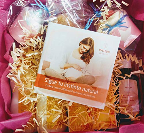 Canastilla WELEDA BIO para Bebé y Mamá | Contiene: Productos Weleda de Caléndula para el Bebé y de la linea Embarazo para la Mamá, Esponja Natural, un Cupcake (= babero + calcetines), Mordedor y Pañal