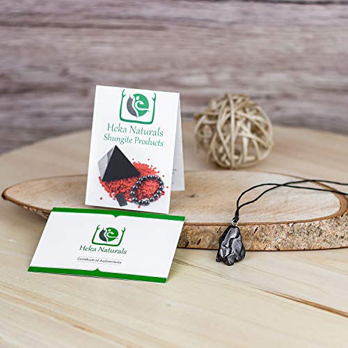 Collar con Colgante de Shungita de Élite, Colgante de Piedra Shungita Noble Pulida Sin Forma | el Colgantes es Ideal para Protección Electromagnética y Ayuda a Equilibrar la Energía | Élite Pulida
