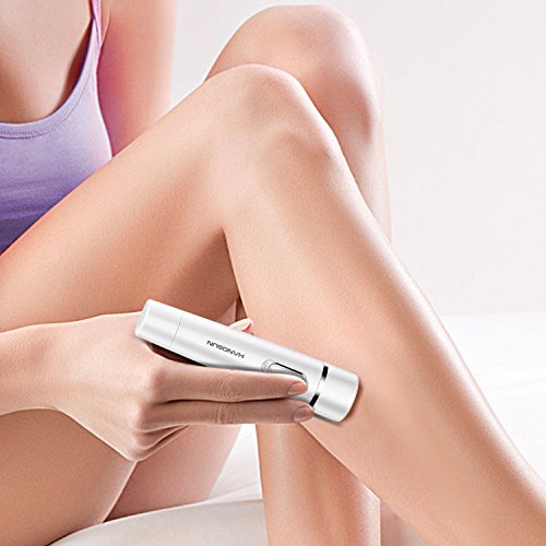 Hangsun - Kit de depilación facial impecable para mujer, sin dolor, para depilación facial portátil, afeitadora F130, 3 en 1, con recortadora de cejas y bikini, para cara, cejas y líneas de bikini.