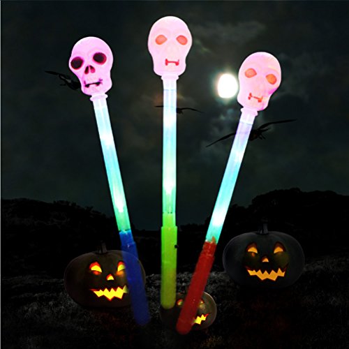 LUOEM 4 Piezas Halloween Skull Spring Flash Sticks Glow Sticks vítores Props (Color Aleatorio)